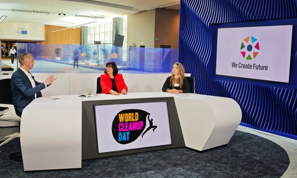 Holger Holland im Studio des Europäischen Parlaments, World Cleanup Day und We Create Future