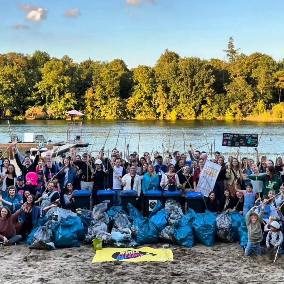 Freiwillige beim World Cleanup Day in Berlin